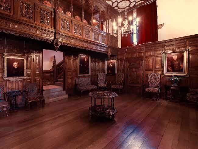 hogarth illuminating the inner hall at  hever castle kent with classic picture lights