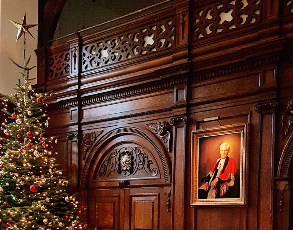 selwyn college cambridge university lighting picture lights
