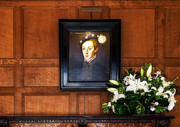 picture lights hogarth lighting tudor painting