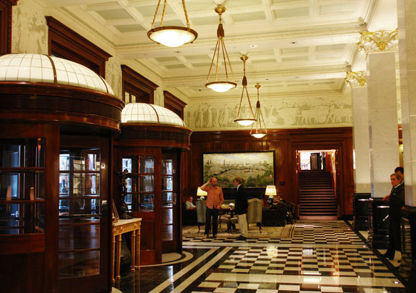 savoy hotel london picture lights